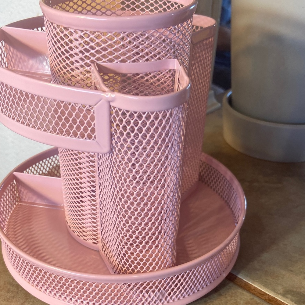 🫟5 for $25🫟 Pink Swivel Metal Organizer - Picture 4 of 6